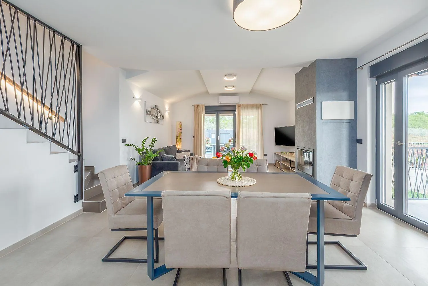 Moderne Villa Mit Privatpool, Meerblick, Babybett, Bbq, Klimatisierte Schlafzimmer - Perfekt Zum Biken Radmani